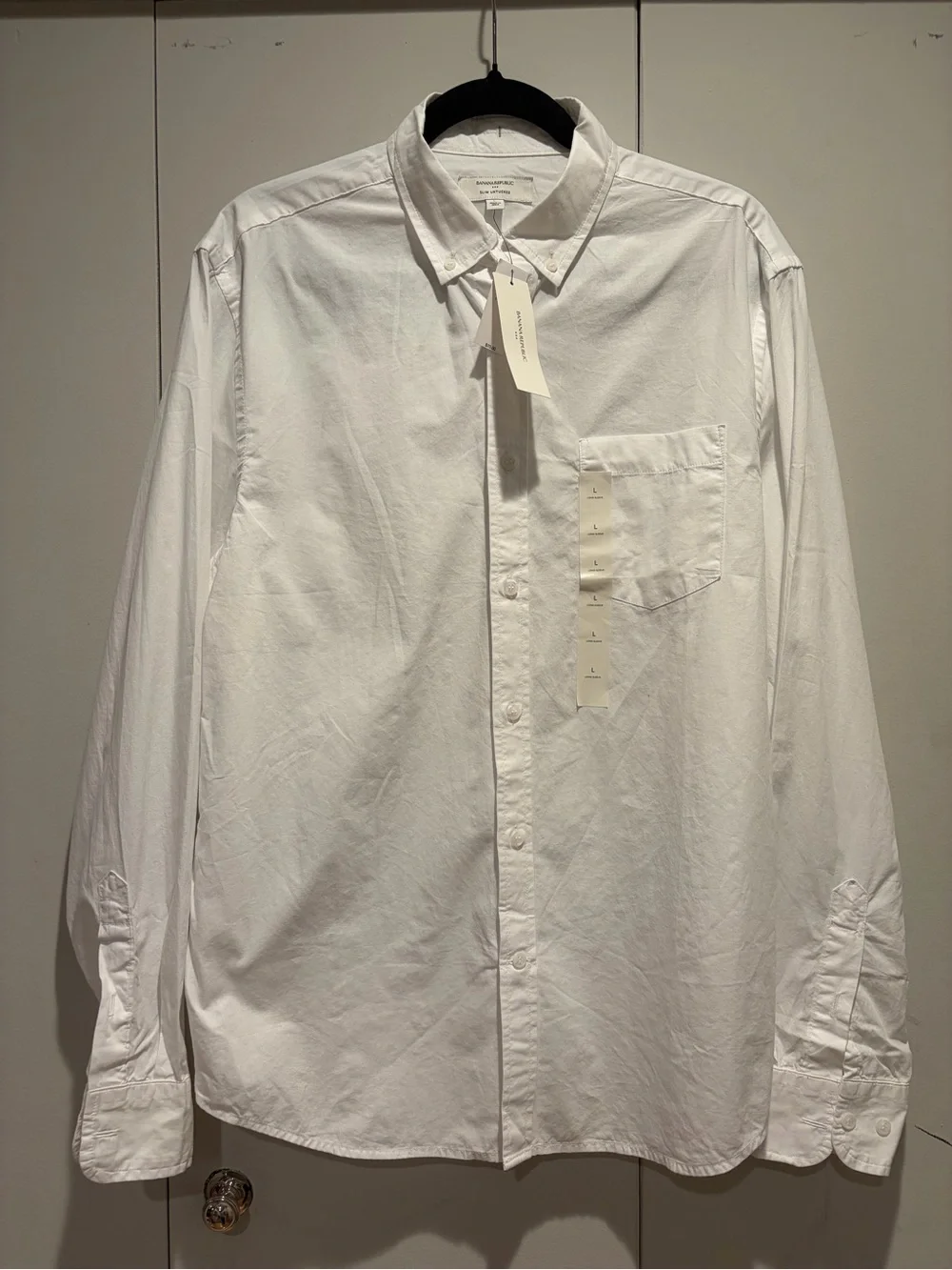NWT Banana Republic Men’s White Button Down Slim Untucked 100% Organic Cotton L
